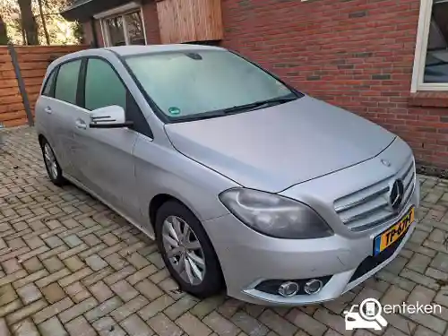 Mercedes-Benz B 180 2014
