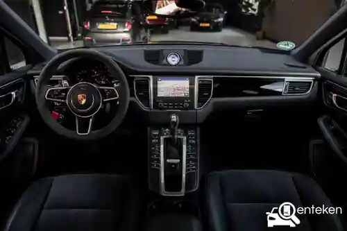 Porsche Macan 2018