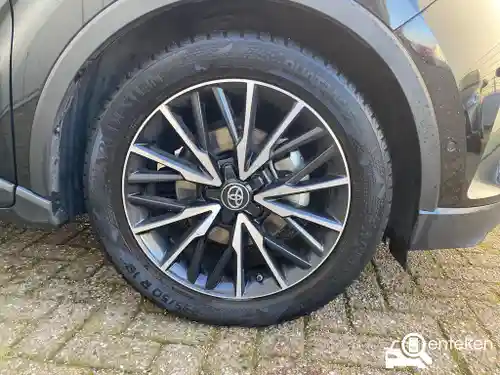 Toyota C-HR 1.8 Hybrid 2018