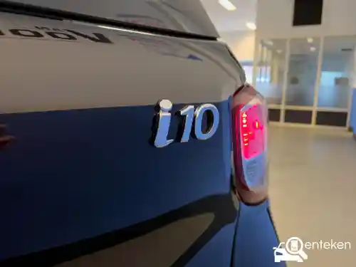 Hyundai i10 1.0 blue 2018