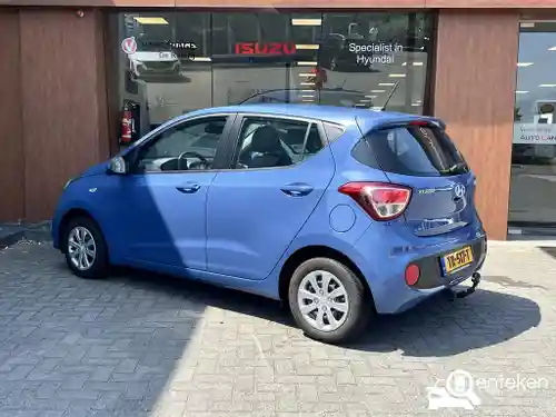 Hyundai i10 1.0 blue 2018