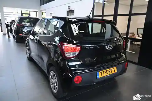 Hyundai i10 1.0 blue 2018