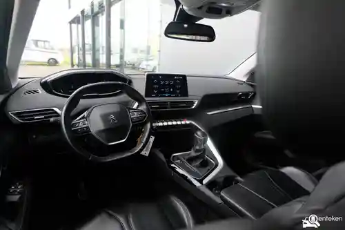 Peugeot 5008 1.2 PureTech 130 2018