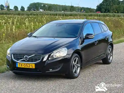 Volvo V60 D2 2013