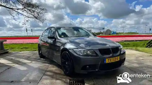 BMW 318i 2008