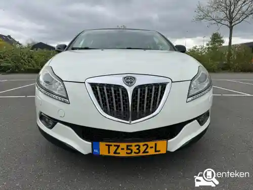 Lancia Delta 1.8 Di T-Jet 16v 2012