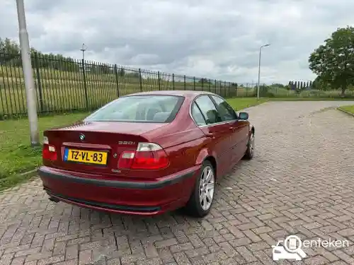 BMW 320i 1998