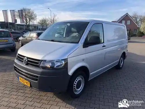 VW Bedrijfswagens T5 2.0 TDI BMT 2013