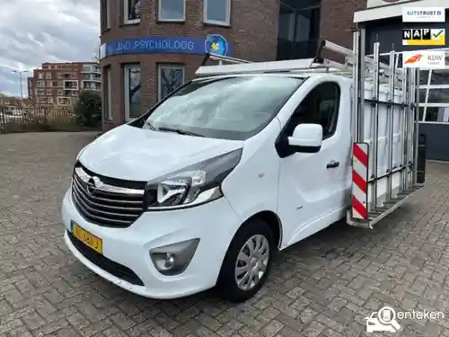Opel Vivaro 2,9t 1.6 BiTurbo CDTI 2014