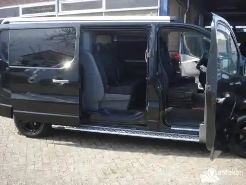 Opel Vivaro 2,9t 1.6 BiTurbo CDTI 2015