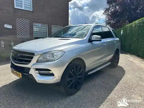 Mercedes-Benz ML 350 BlueTEC 2012