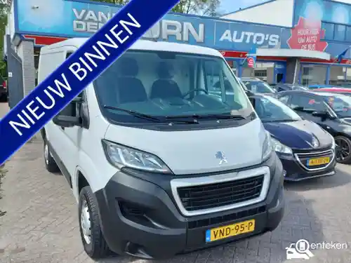 Peugeot Boxer 330 2.2 BlueHDi 120 2021