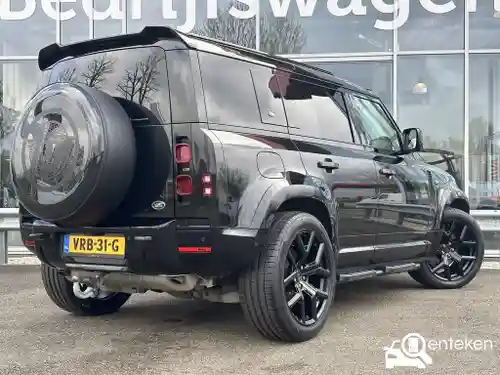 Land Rover Defender 110 P400e 2022