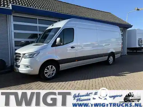 Mercedes-Benz Sprinter Standard 319 CDI 2021