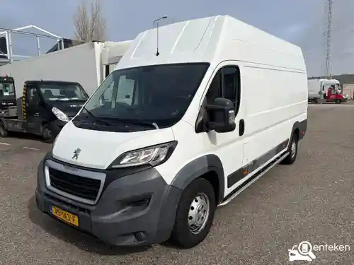 Peugeot Boxer 435 3.0 HDi 2015