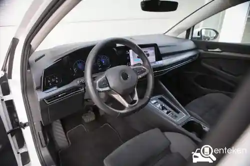 VW Golf 1.5 eTSI 2022