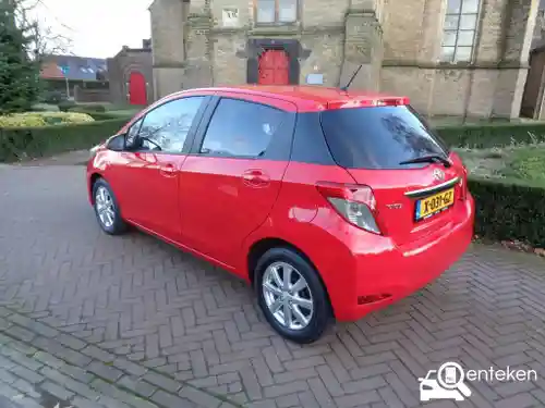 Toyota Yaris 1.33 2013