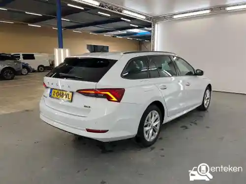 Skoda Octavia 1.0 TSI e-TEC 2024