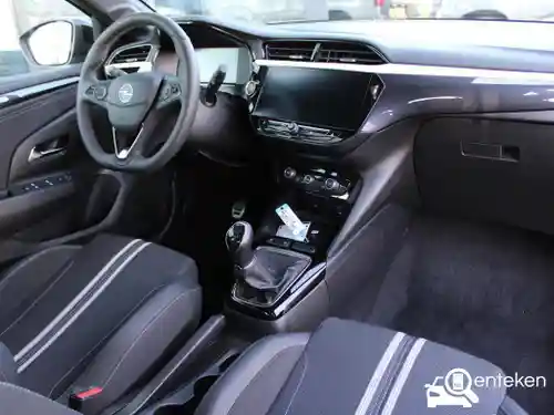 Opel Corsa 1.2 2024