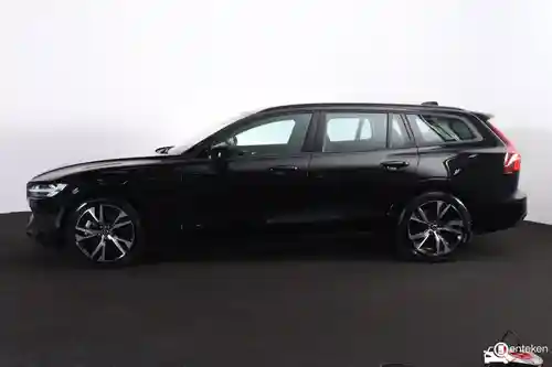 Volvo V60 B3 2024