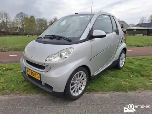 smart fortwo cabrio 1.0 mhd 2010