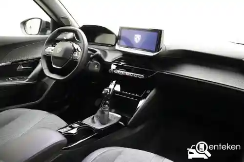 Peugeot 2008 1.2 PureTech 130 2024