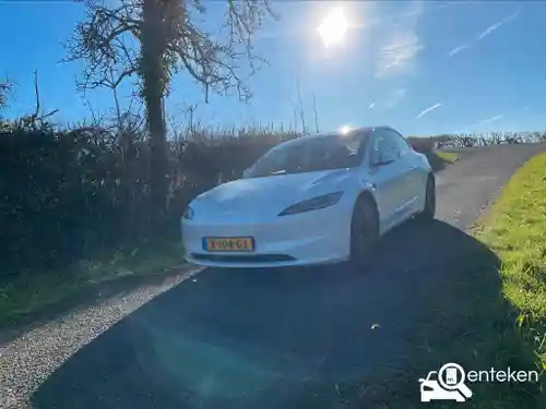 Tesla Model 3 2023