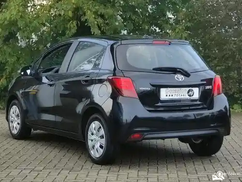 Toyota Yaris 1.0 2015