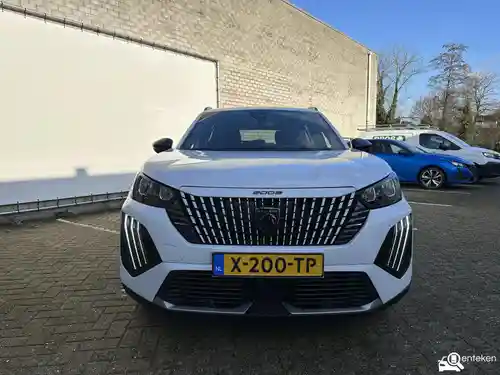 Peugeot 2008 1.2 PureTech 130 2024