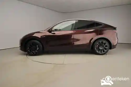Tesla Model Y Maximum Range 2024