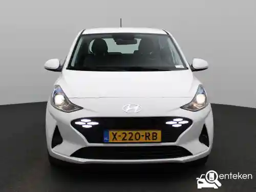 Hyundai i10 1.0 2024
