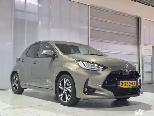 Toyota Yaris 1.5 2024