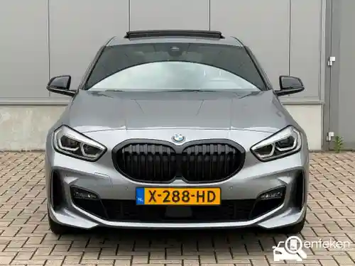 BMW 118i 2023