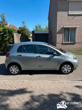 Toyota Yaris 1.0 2010
