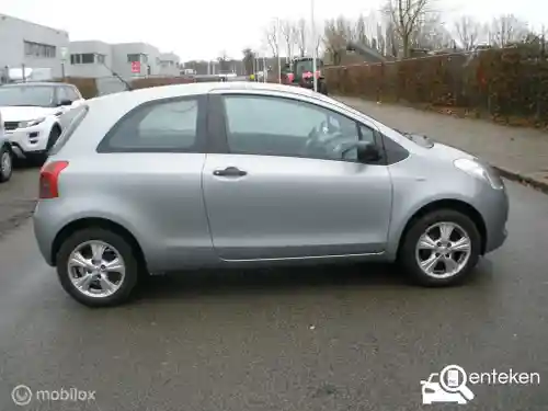 Toyota Yaris 1.0 2008