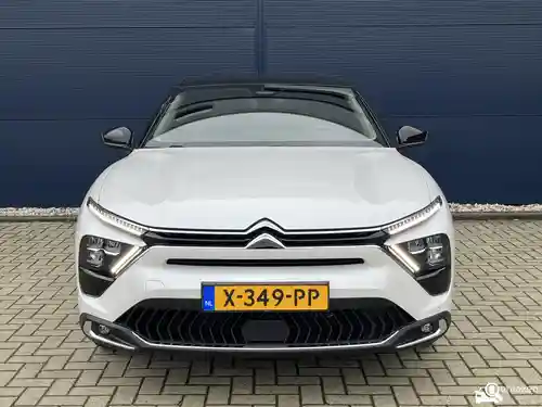 Citroen C5 X Hybrid 225 2024