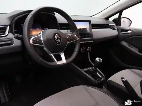 Renault Clio TCe 90 2024