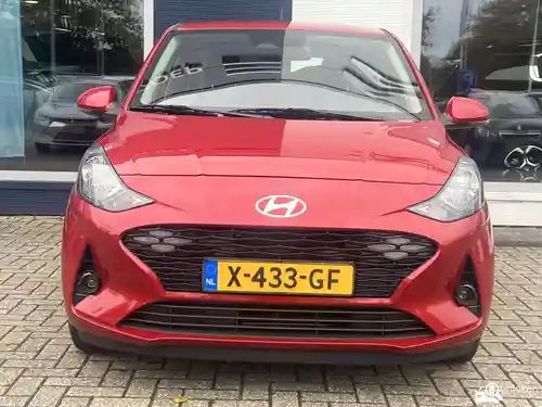 Hyundai i10 1.0 2024