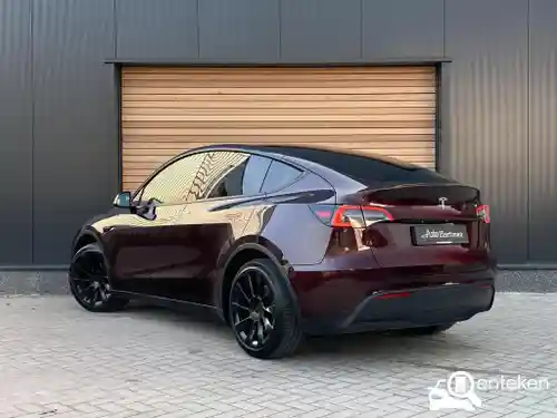 Tesla Model Y Maximum Range 2024