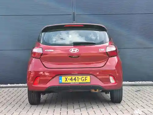 Hyundai i10 1.0 2024