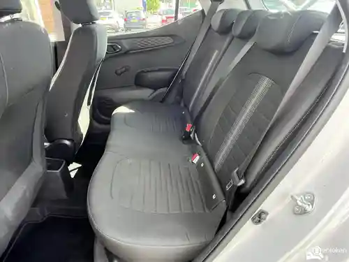 Hyundai i10 1.0 2024