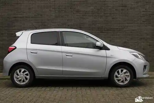 Mitsubishi Space Star 1.2 2024