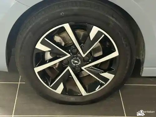 Opel Corsa 1.2 DI Turbo 2024