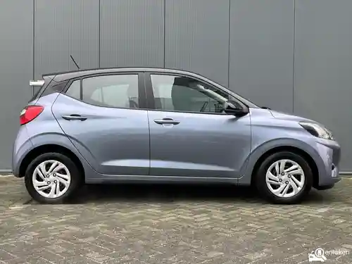 Hyundai i10 1.0 2023