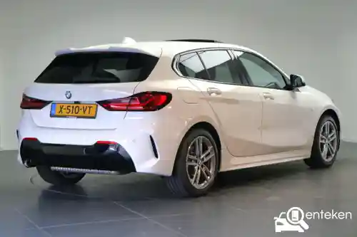 BMW 118i 2024