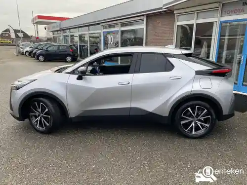 Toyota C-HR 2.0 Hybrid 2024