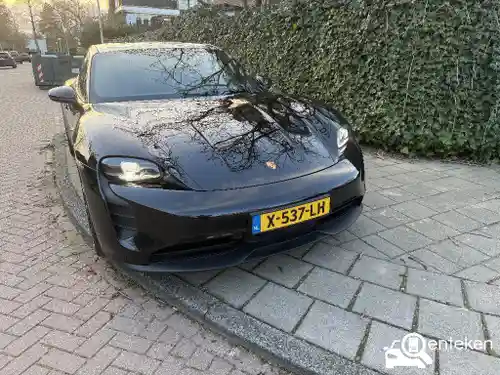 Porsche Taycan Cross Turismo Turbo 2022