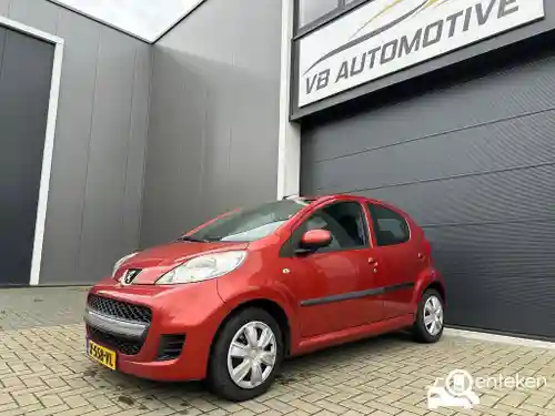 Peugeot 107 1.0 70 2010
