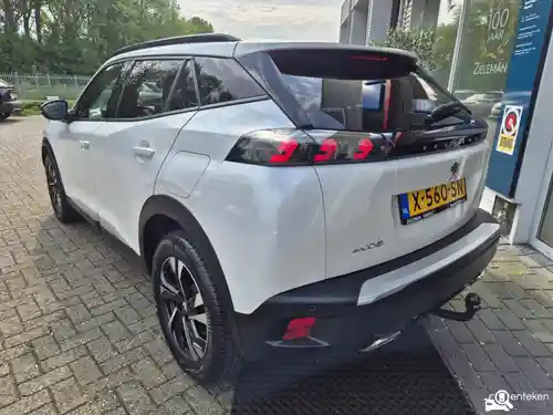 Peugeot 2008 1.2 PureTech 130 2023