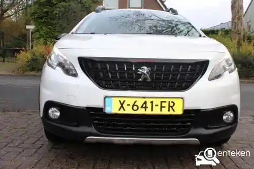 Peugeot 2008 1.2 PureTech 110 2017